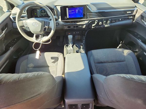 2025 TOYOTA CAMRY