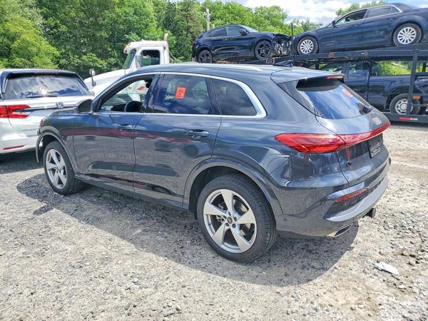 2025 AUDI Q5 quattro Premium Plus