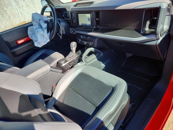 2023 FORD BRONCO