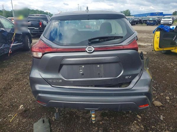 2021 NISSAN KICKS SV