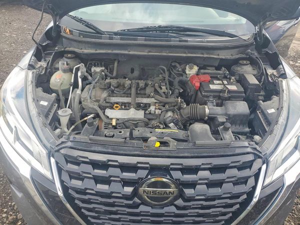 2021 NISSAN KICKS SV