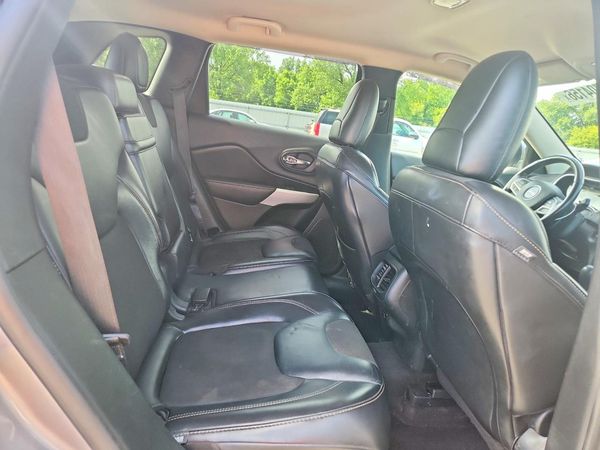 2018 JEEP CHEROKEE LATITUDE PLUS 4X4