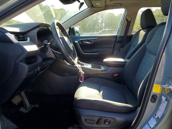 2020 TOYOTA RAV4