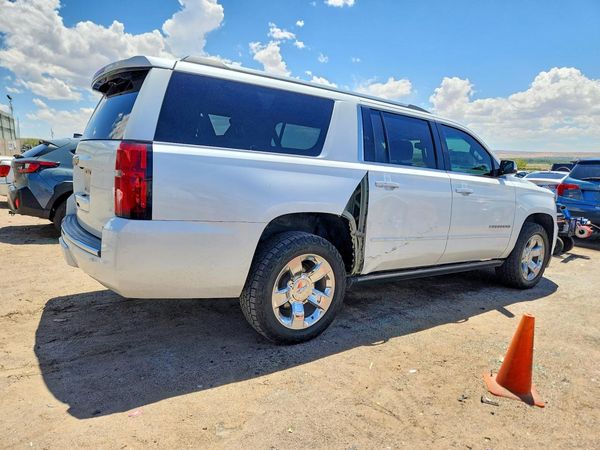 2017 CHEVROLET SUBURBAN Premier