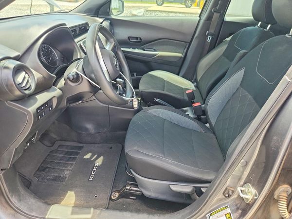2020 NISSAN KICKS