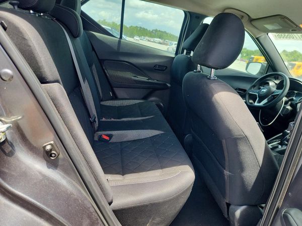 2020 NISSAN KICKS