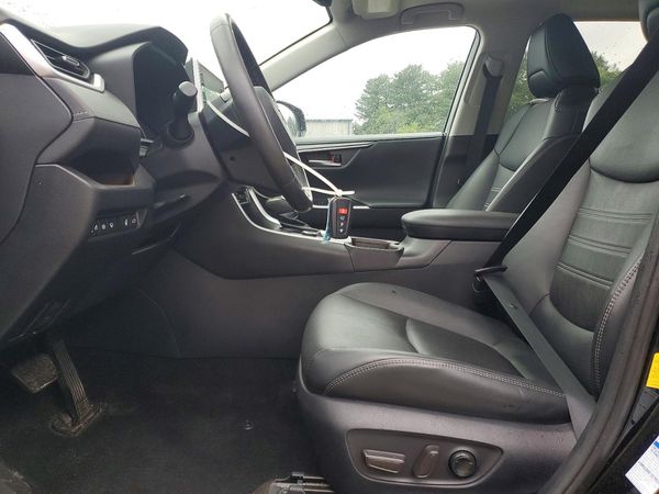 2021 TOYOTA RAV4 Limited HV