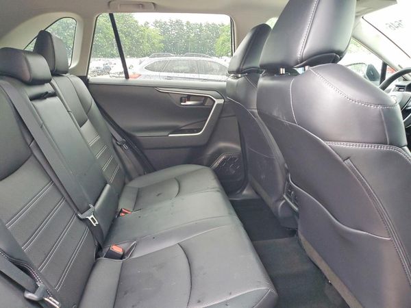 2021 TOYOTA RAV4 Limited HV