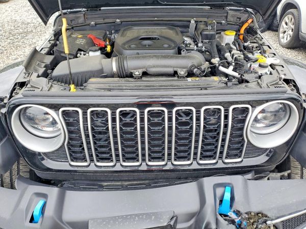 2024 JEEP WRANGLER Sahara 4XE