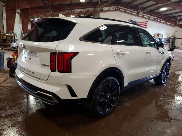 2021 KIA SORENTO SX, SXP