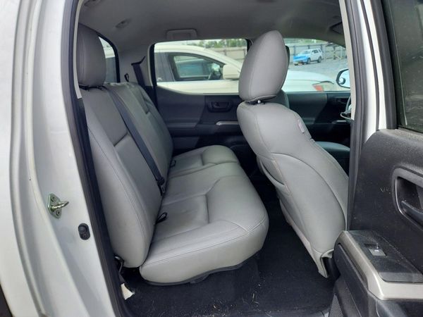 2019 TOYOTA TACOMA SR5