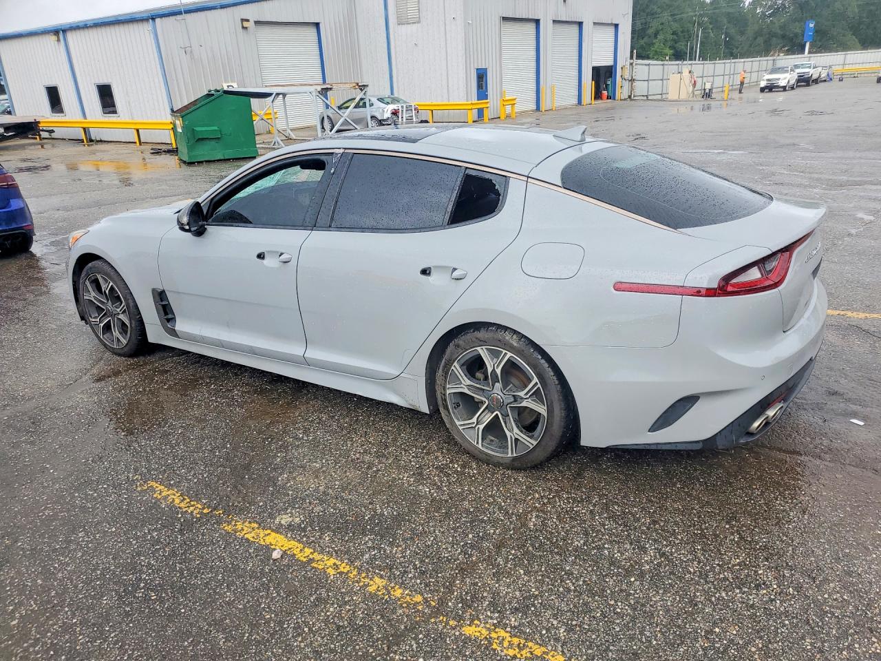 2021 KIA STINGER Base