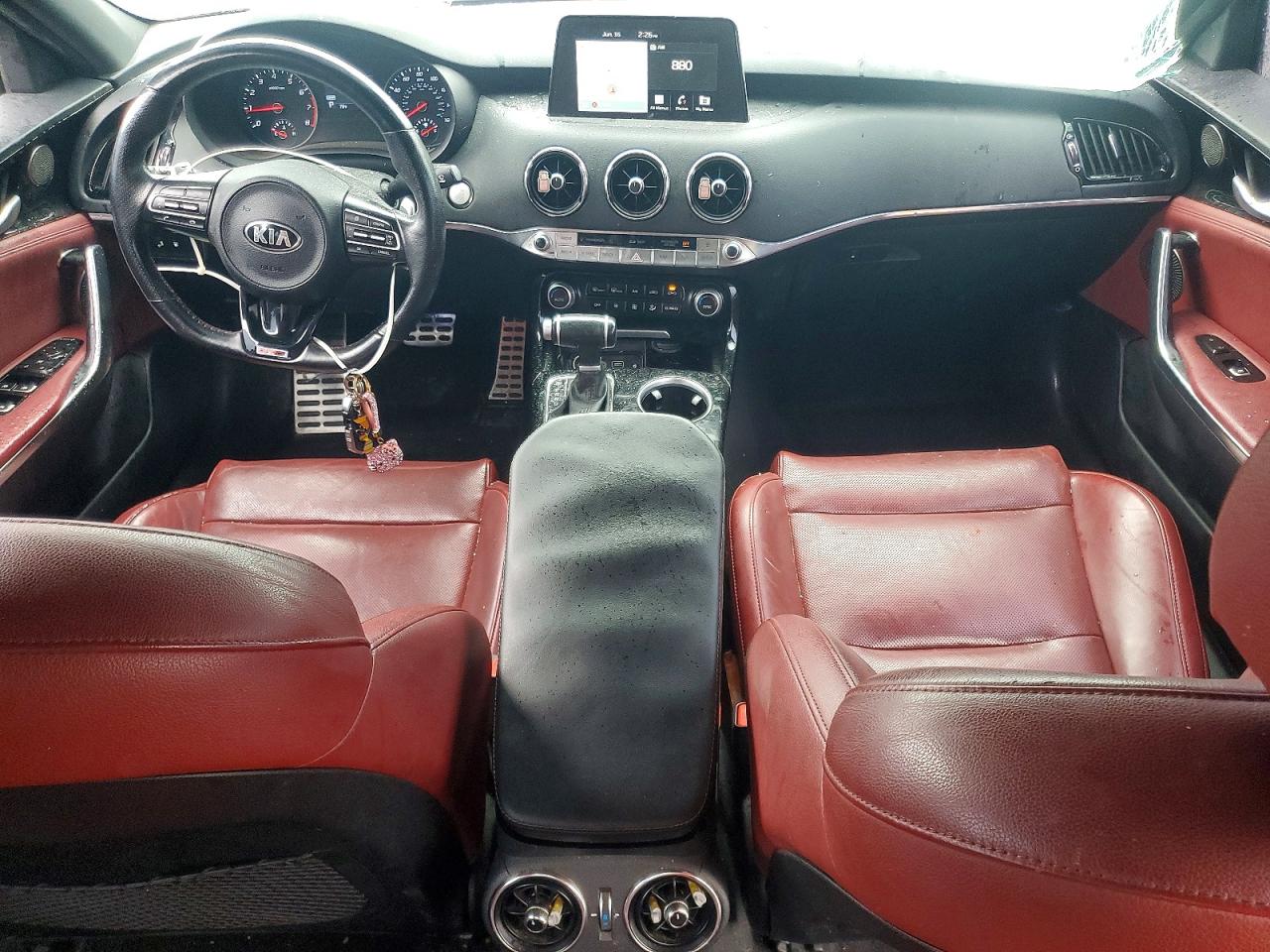 2021 KIA STINGER Base