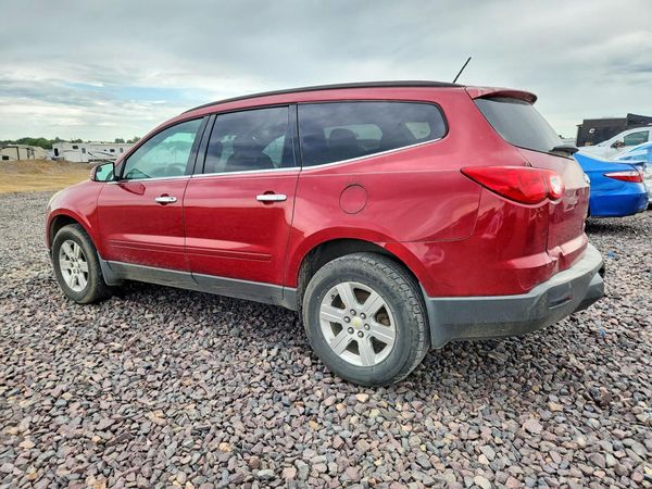 2012 CHEVROLET TRAVERSE LT