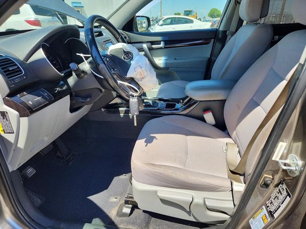 2015 KIA SORENTO GL
