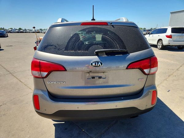 2015 KIA SORENTO GL