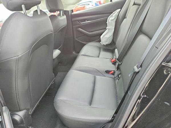2025 MAZDA 3 Select Sport Package