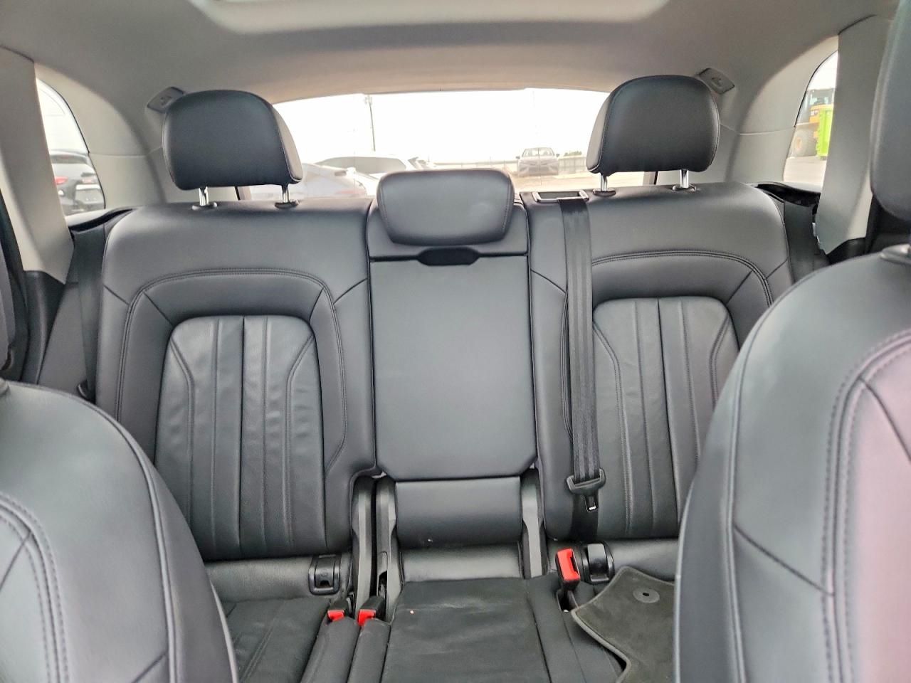 2018 AUDI Q5 quattro Premium
