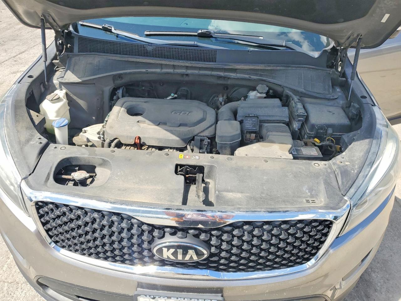 2017 KIA SORENTO L, LX