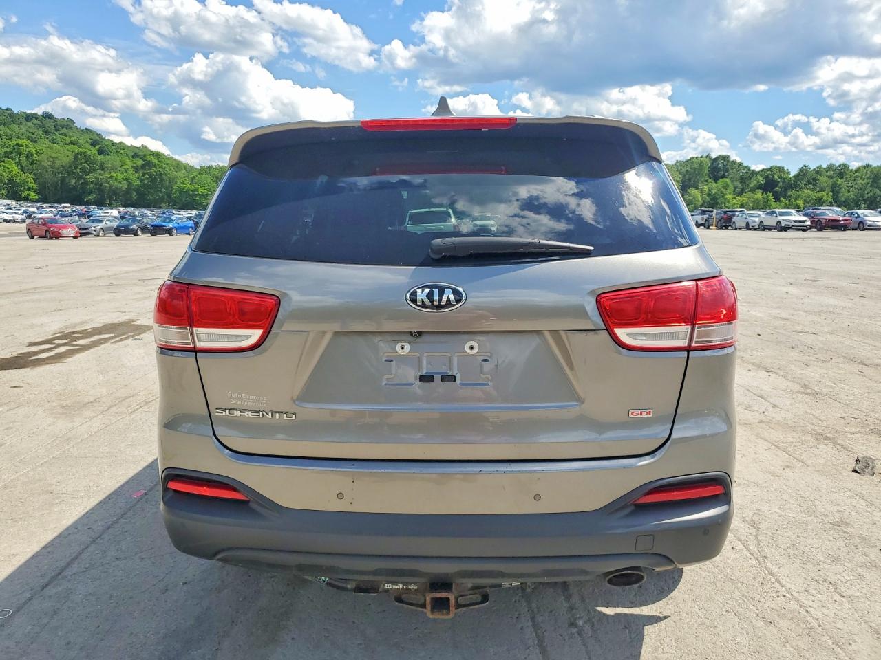 2017 KIA SORENTO L, LX