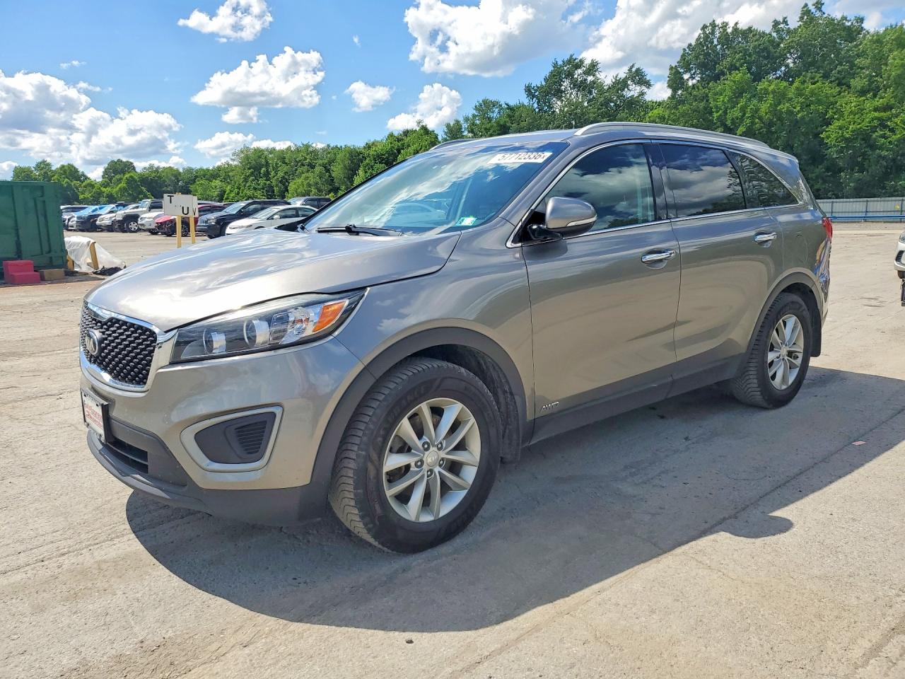 2017 KIA SORENTO L, LX