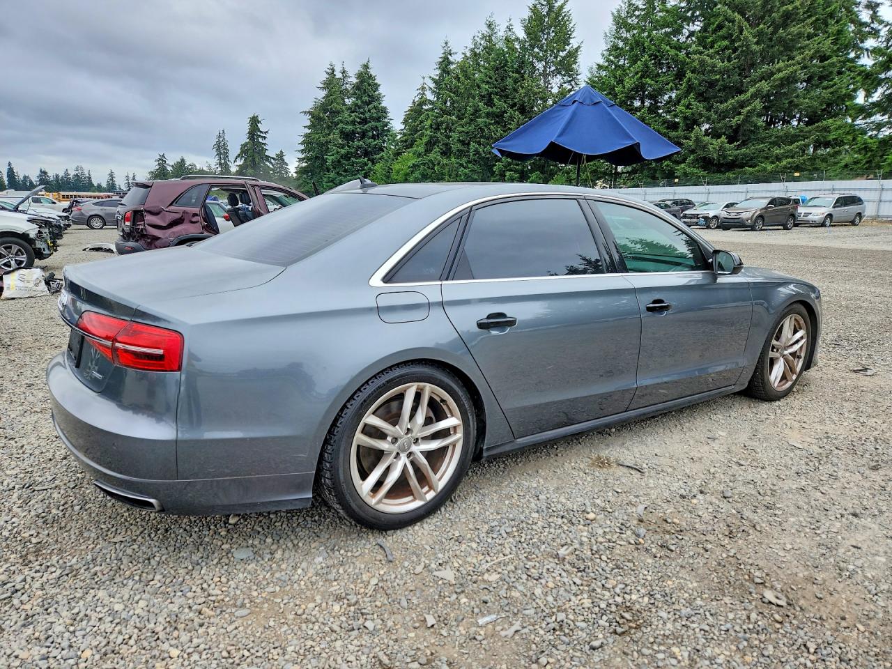 2017 AUDI A8 quattro L