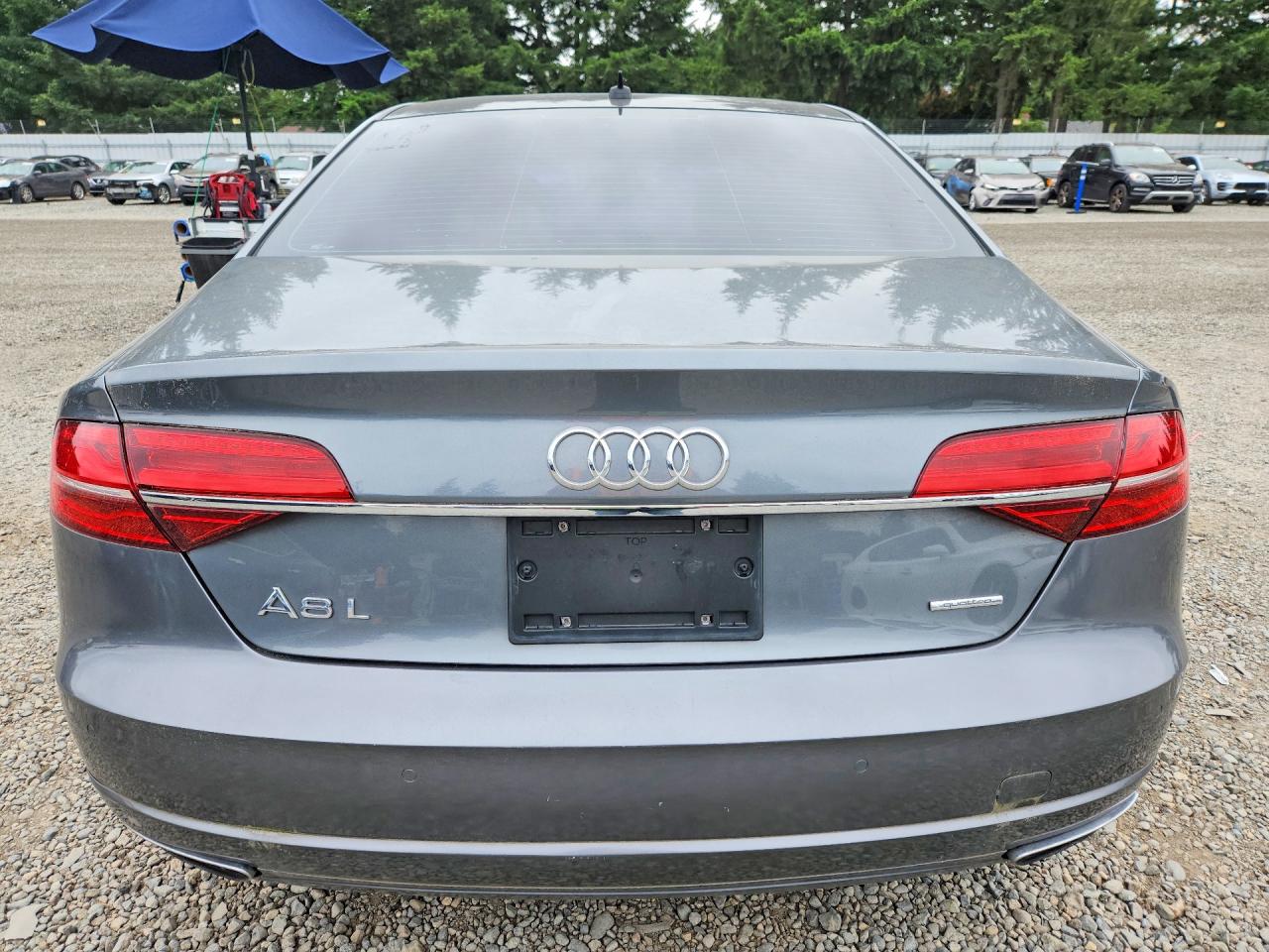 2017 AUDI A8 quattro L