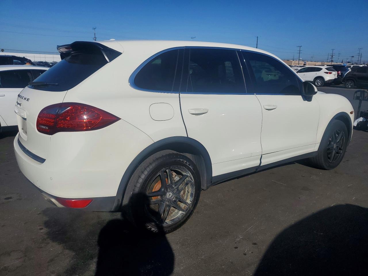 2011 PORSCHE CAYENNE