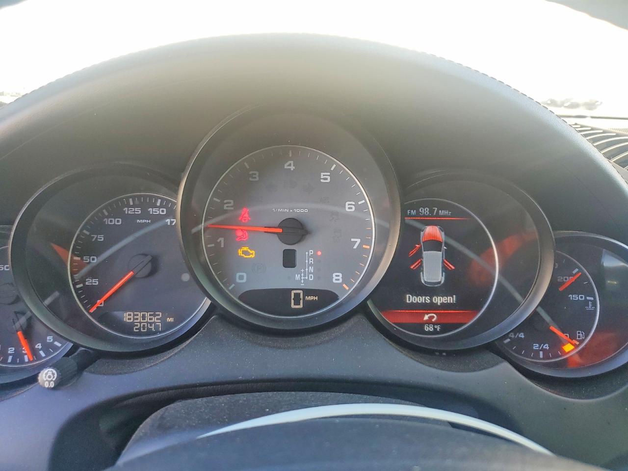2011 PORSCHE CAYENNE
