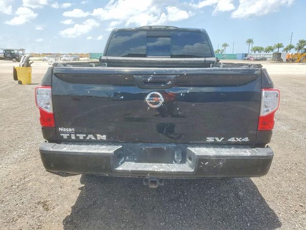 2020 NISSAN TITAN