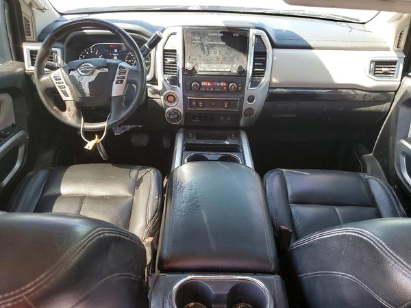 2020 NISSAN TITAN