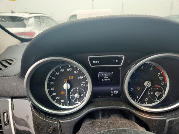 2016 MERCEDES-BENZ GL GL550-4M