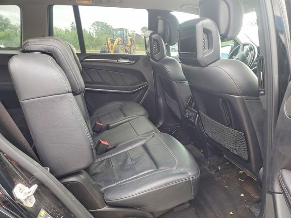 2016 MERCEDES-BENZ GL GL550-4M