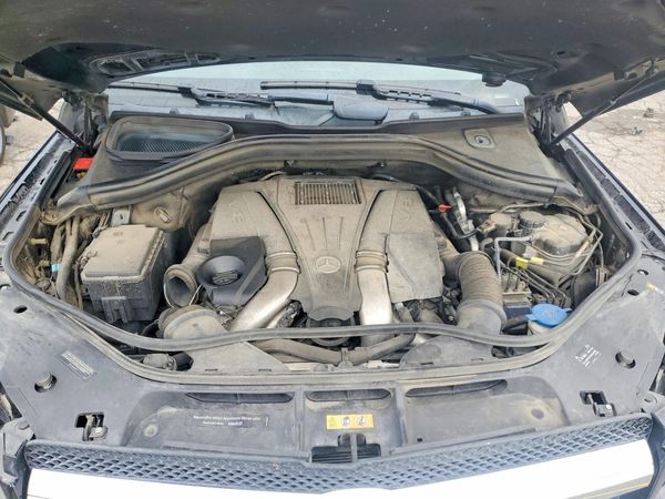 2016 MERCEDES-BENZ GL GL550-4M