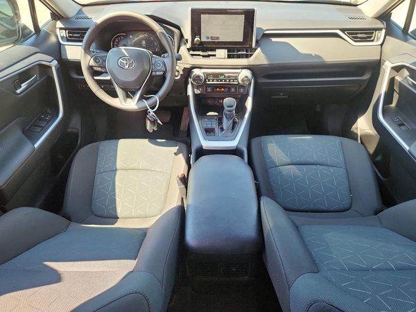 2025 TOYOTA RAV4