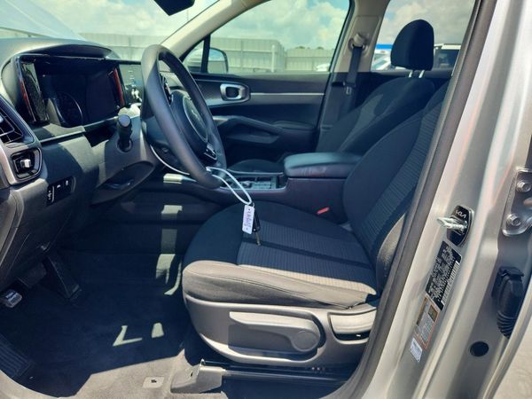 2022 KIA SORENTO LX