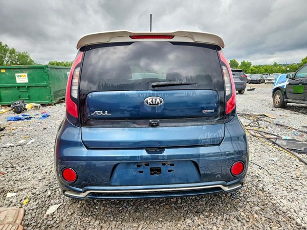 2018 KIA SOUL