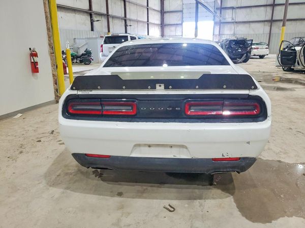 2015 DODGE CHALLENGER SXT