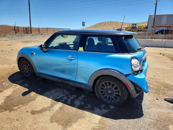 2015 MINI COOPER