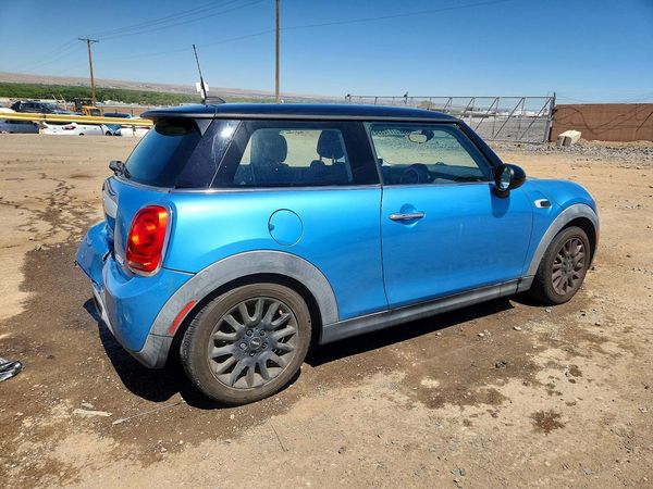 2015 MINI COOPER