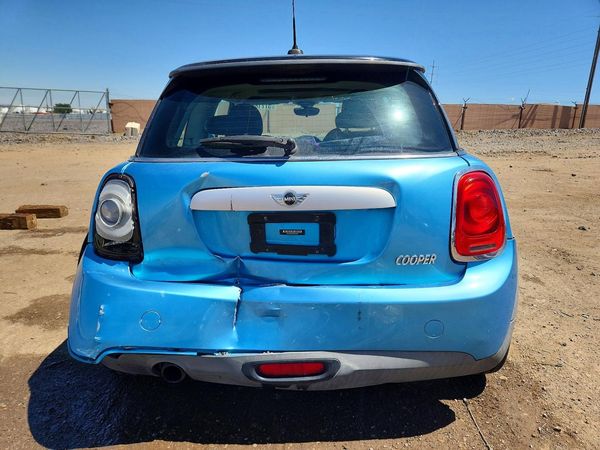 2015 MINI COOPER