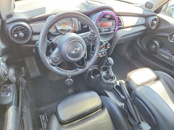 2015 MINI COOPER