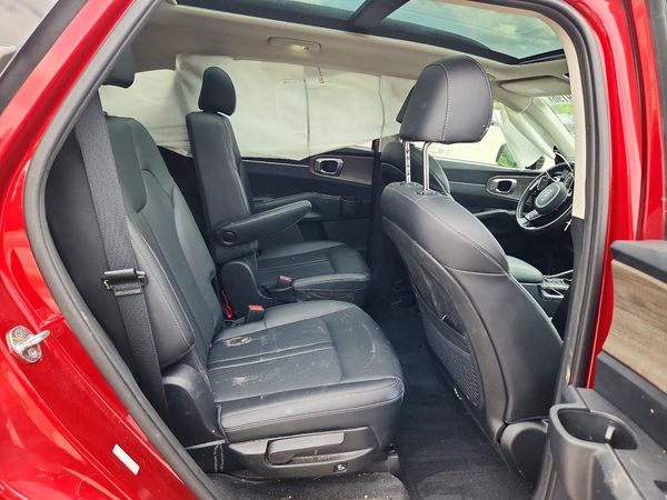 2022 KIA SORENTO EX