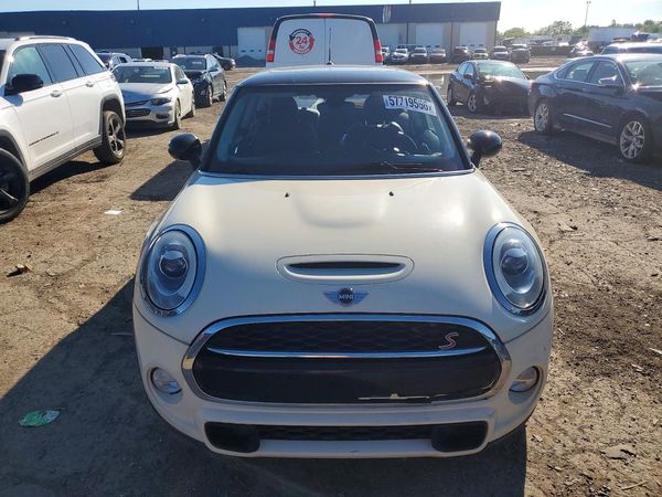 2015 MINI COOPER