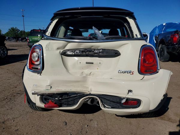 2015 MINI COOPER