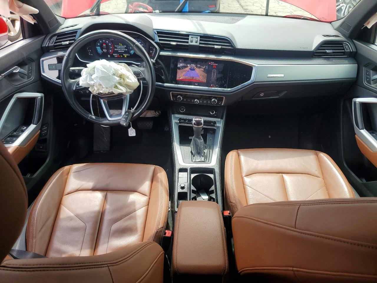 2022 AUDI Q3 quattro Premium