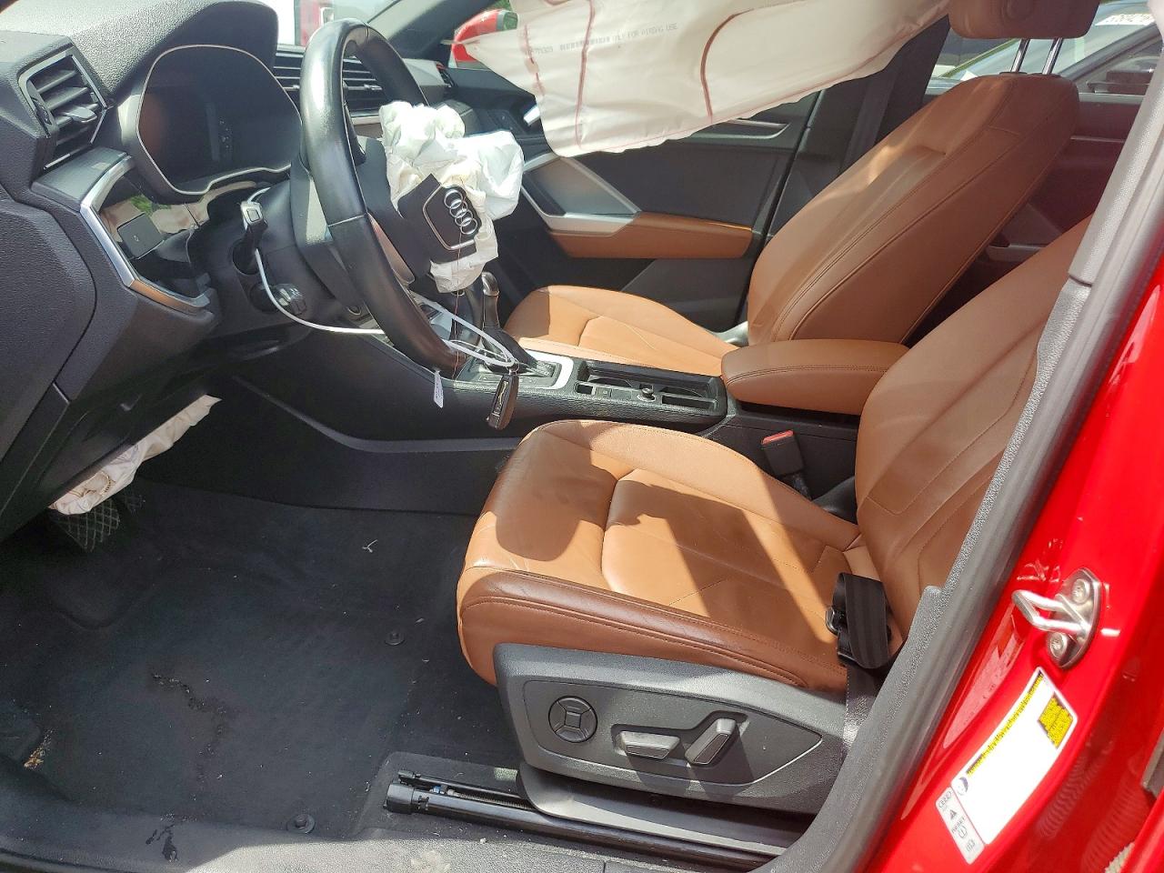2022 AUDI Q3 quattro Premium