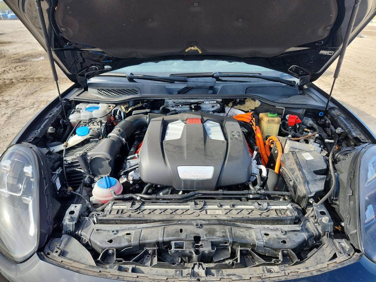 2017 PORSCHE CAYENNE E-Hybrid