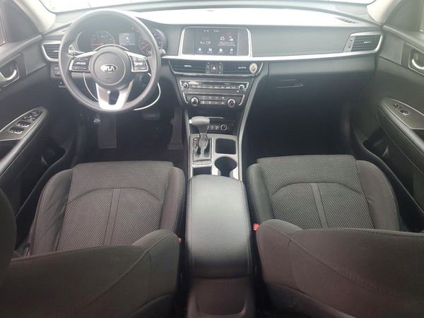 2019 KIA OPTIMA LX, S