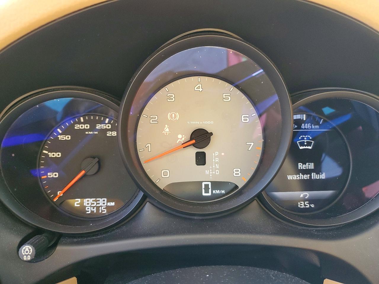 2015 PORSCHE MACAN